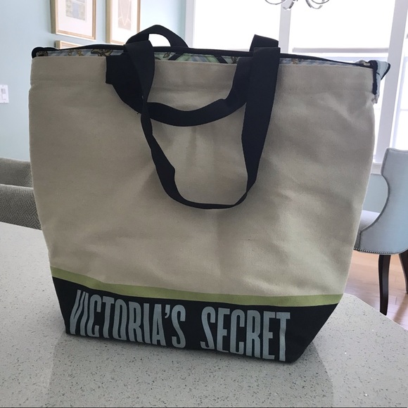 Victoria's Secret Handbags - NWT Victoria’s Secret insulated tote bag Canvas
